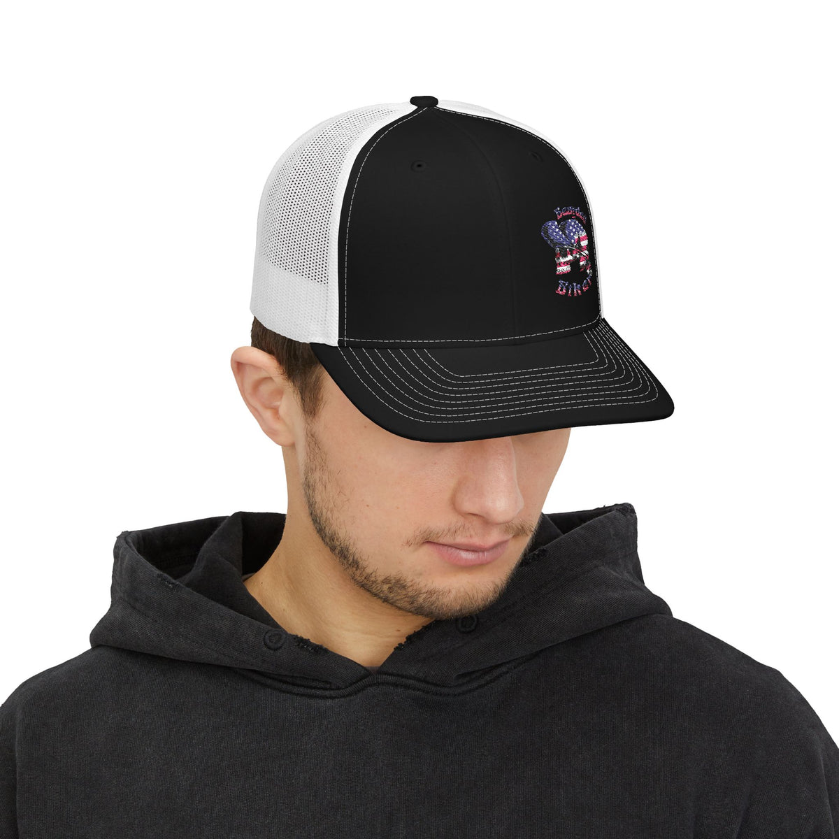 American Flag Skull Trucker Cap – Patriotic Snapback Hat